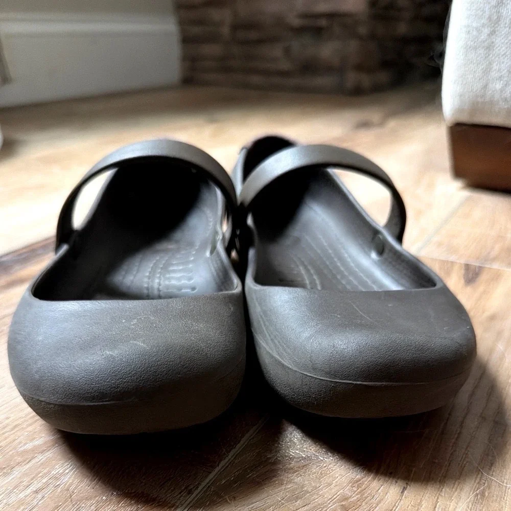 Crocs Alice Work Brown Ballet Flat Mary Jane Womens 6 Slip On Shoes Comfort Clog